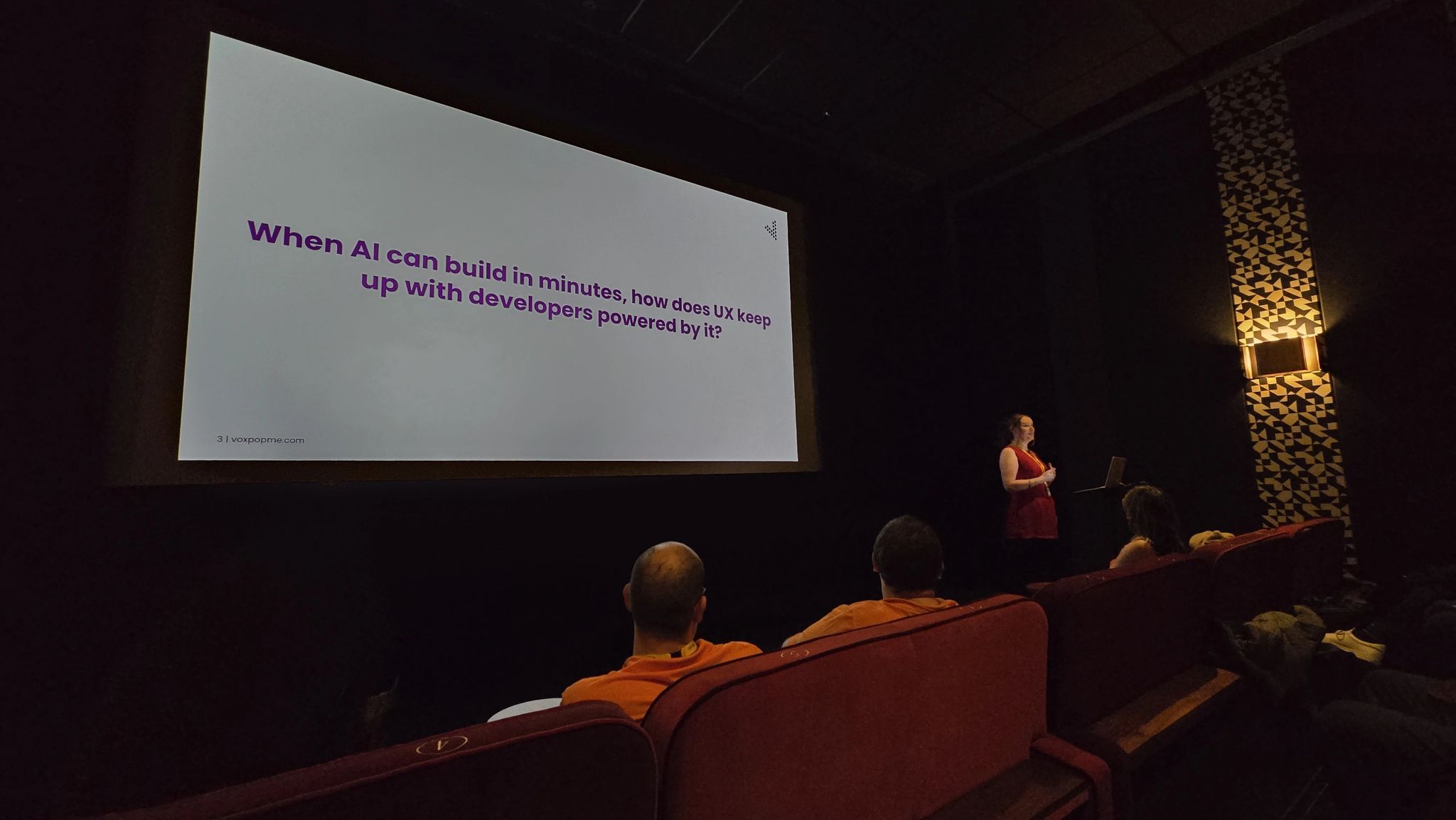 Becki Floyd presenting on the main stage